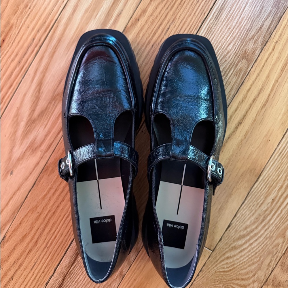 Dolce Vita Ebbie Mary Jane Loafer size 8.5 like new condition patent leather